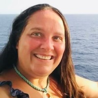 Lisa Graves