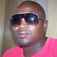 Robert Qomoyi