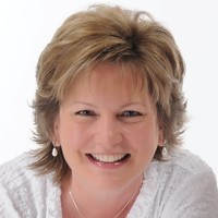 Kathi J Katzenberger