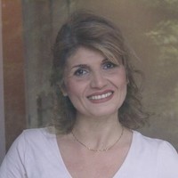 Mina Hushidari