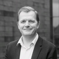 Henning Holst