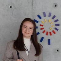 Meral Topçu