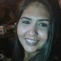 Ana Caroline Souza Freire