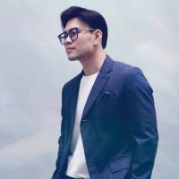 Vỹ Phạm