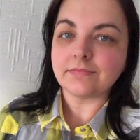 Jo Holmes