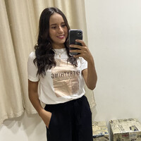 Larissa Alvares