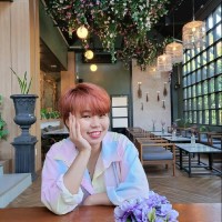 วลาลัย โยชนะ