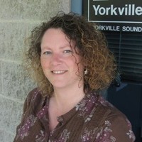 Dee Adams