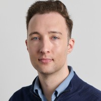 Daniel Davis