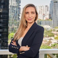 Debora Davanzzo