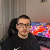 Enis Lahu