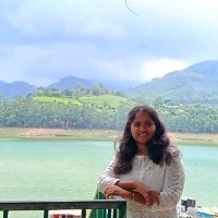 Shobana V