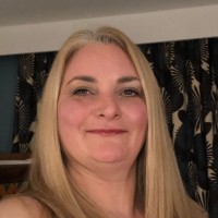 Lorna Dixon