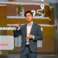 Sean Lau