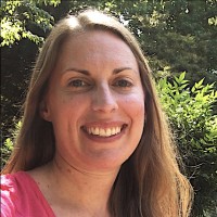 Suzanne Mays