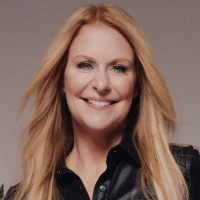 Julie Mathers