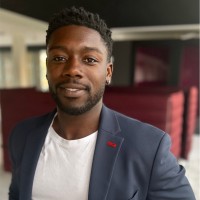 Kenneth Manu