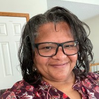 Kim Hollins