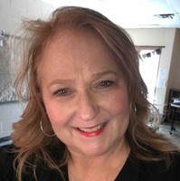 Debra Segroves
