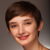 Julia McCarthy