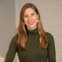 Lauren Ronnebaum, Au, Ains