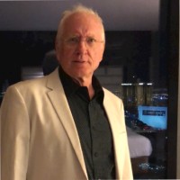 Stephen J Schweickert