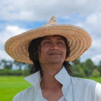 Tola Kang