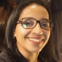 Ana Lígia Flores De Abreu