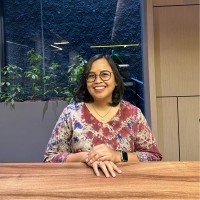 Indri Ayu M