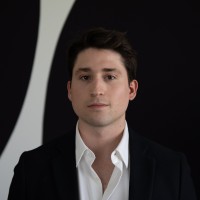 Sebastian G.