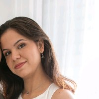 Mayla Oliveira