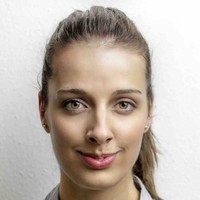Eszter Tóth