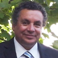 Dr. Alberto Felix Lecaros Alvarado