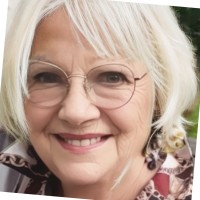 Rosemarie Gray
