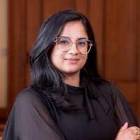 Namrata Kakade