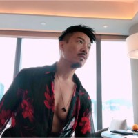 闫世博
