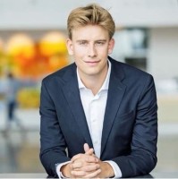 Jonathan Kauffmann Vener