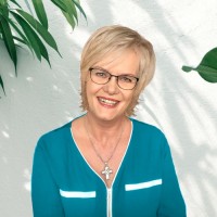 Ester Haasbroek Odendaal