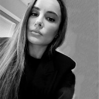 Sezen Kahraman
