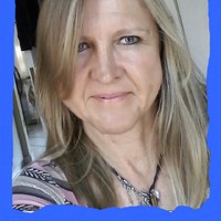 Debbie Calitz