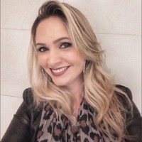 Caroline França