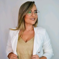 Carolinne Santos