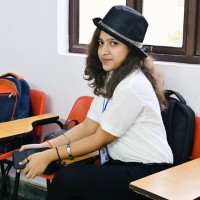 Arzu Seth