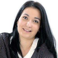 Roxana ( Roro ) Știrbu