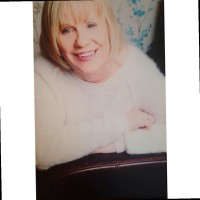 Lynda Allison