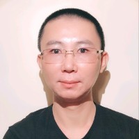 Xinyu Huang
