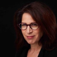 Julie Laurence