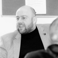 Lee Fletcher