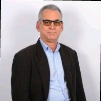 Moyses Mello