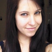 Dóra Honti